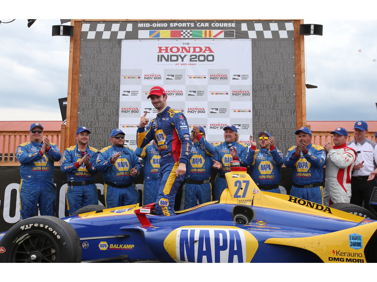 Indycar 第13戦 アレクサンダー ロッシが今季2勝目 琢磨は序盤にヒットされて後退17位 レスポンス Response Jp Indycar 第13戦 アレクサンダー ロッシが今季2勝目 琢磨は序盤にヒットされて後退17位 レスポンス Response Jp