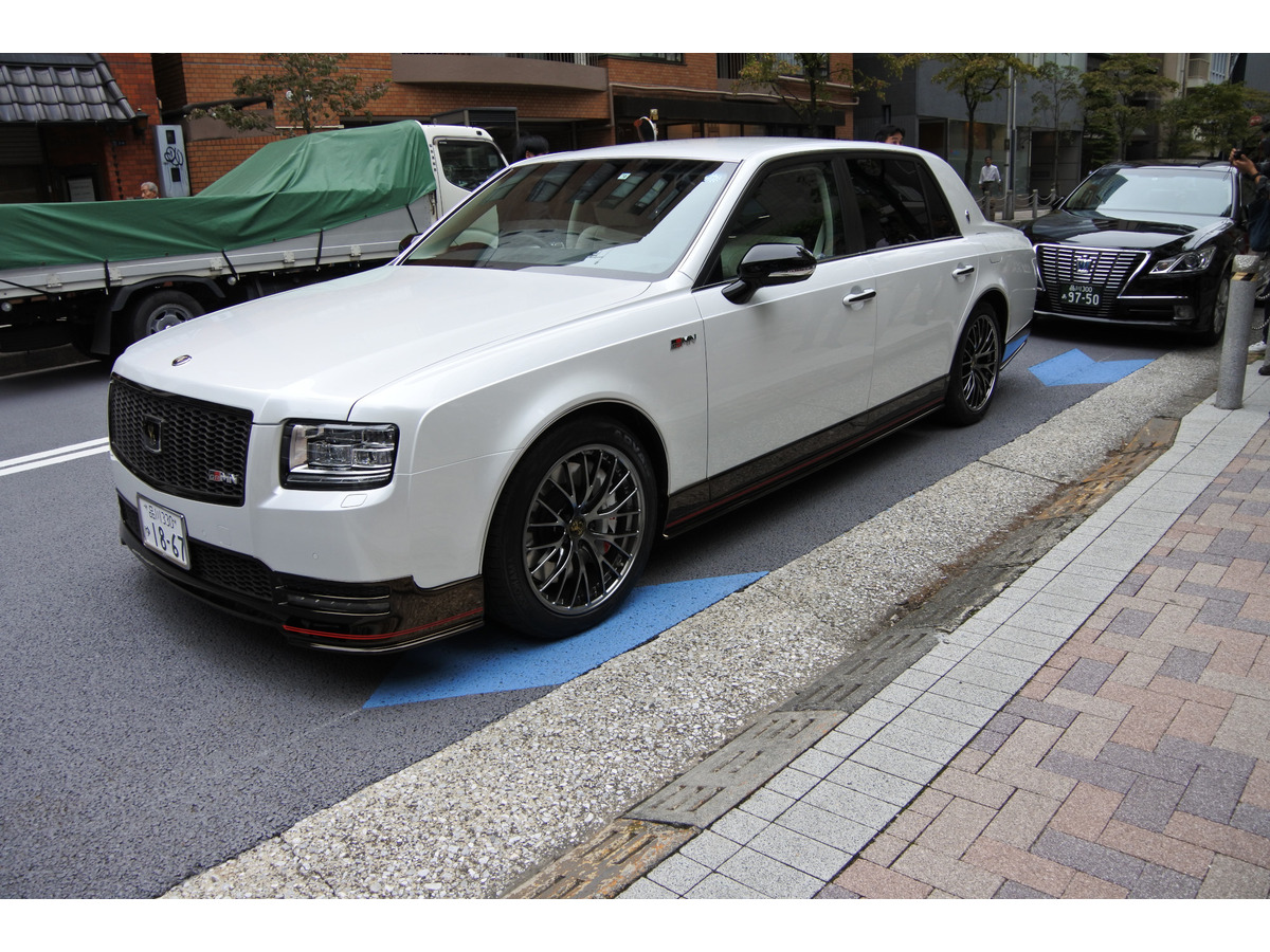 トヨタ センチュリー Grmn 世界に1台しかない豊田章男社長専用車がサプライズ登場 市販化は レスポンス Response Jp