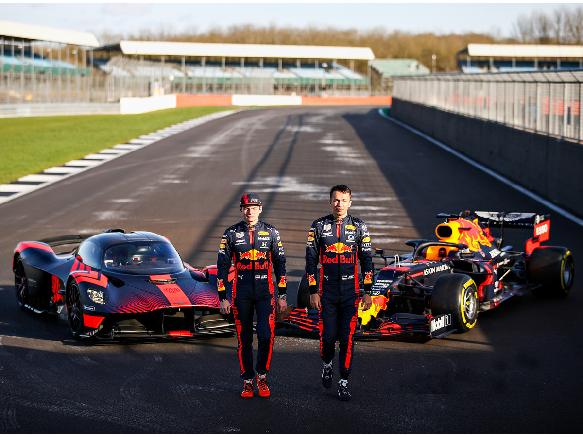 アストンマーティン ヴァルキリーをレッドブルf1コンビが試す Wec ハイパーカー規定 参戦計画の方は延期に レスポンス Response Jp アストンマーティン ヴァルキリーをレッドブルf1コンビが試す Wec ハイパーカー規定 参戦計画の方は延期に レスポンス Response Jp
