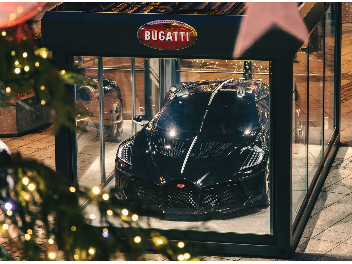 ブガッティ 世界一高価なクリスマスディスプレイは1100万ユーロ フランスの本拠地に展示中 レスポンス Response Jp
