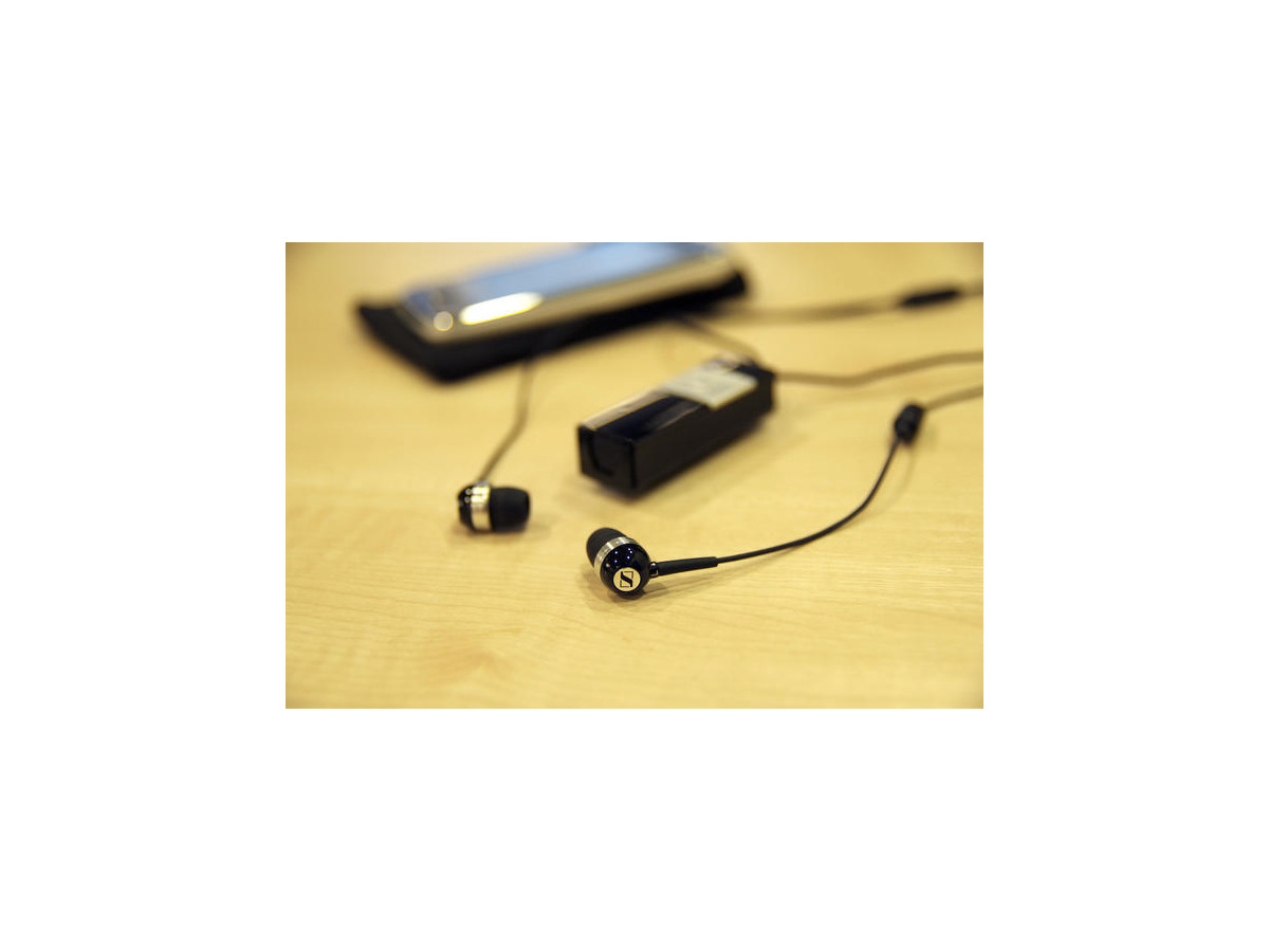 Iphone 向けbluetoothヘッドセット ゼンハイザー レスポンス Response Jp