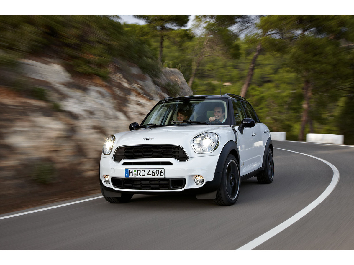 Mini カントリーマン ドイツ価格決定 248万円から レスポンス Response Jp Mini カントリーマン ドイツ価格決定 248万円から レスポンス Response Jp