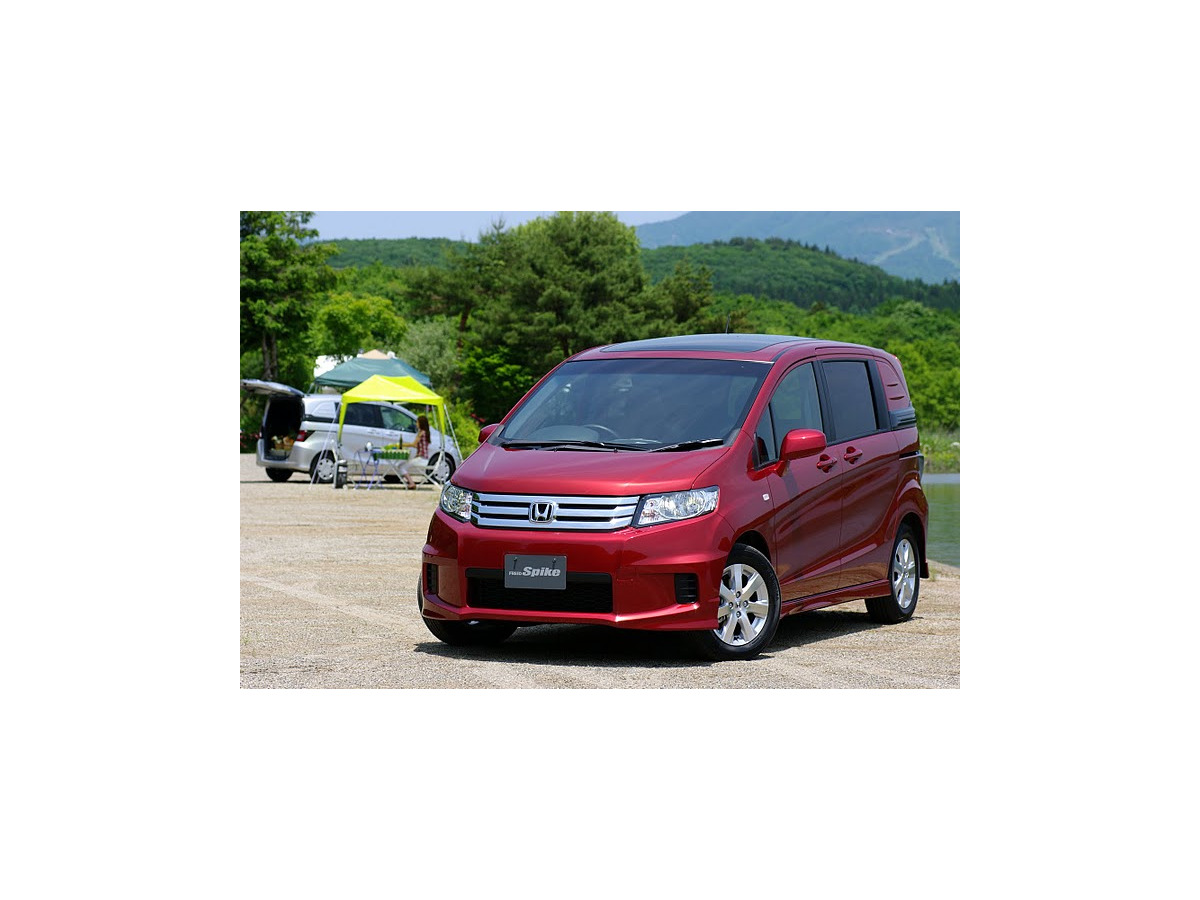 ホンダ フリードスパイク 発表 発売1か月で1万台を受注 車中泊ブーム効果か レスポンス Response Jp