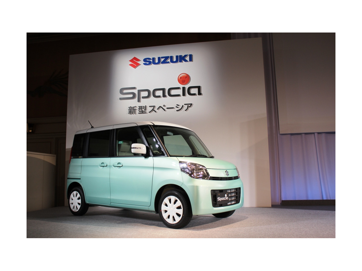 スズキ スペーシア 発表 インパネのボリューム感を減らす工夫 レスポンス Response Jp