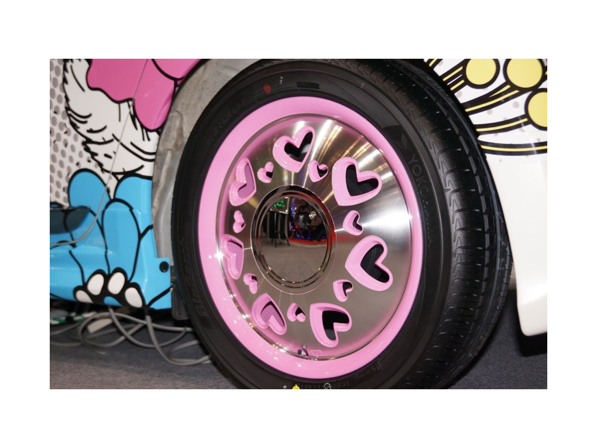 東京オートサロン14 軽自動車用ハートマークのホイールがヒット モンツァジャパン レスポンス Response Jp