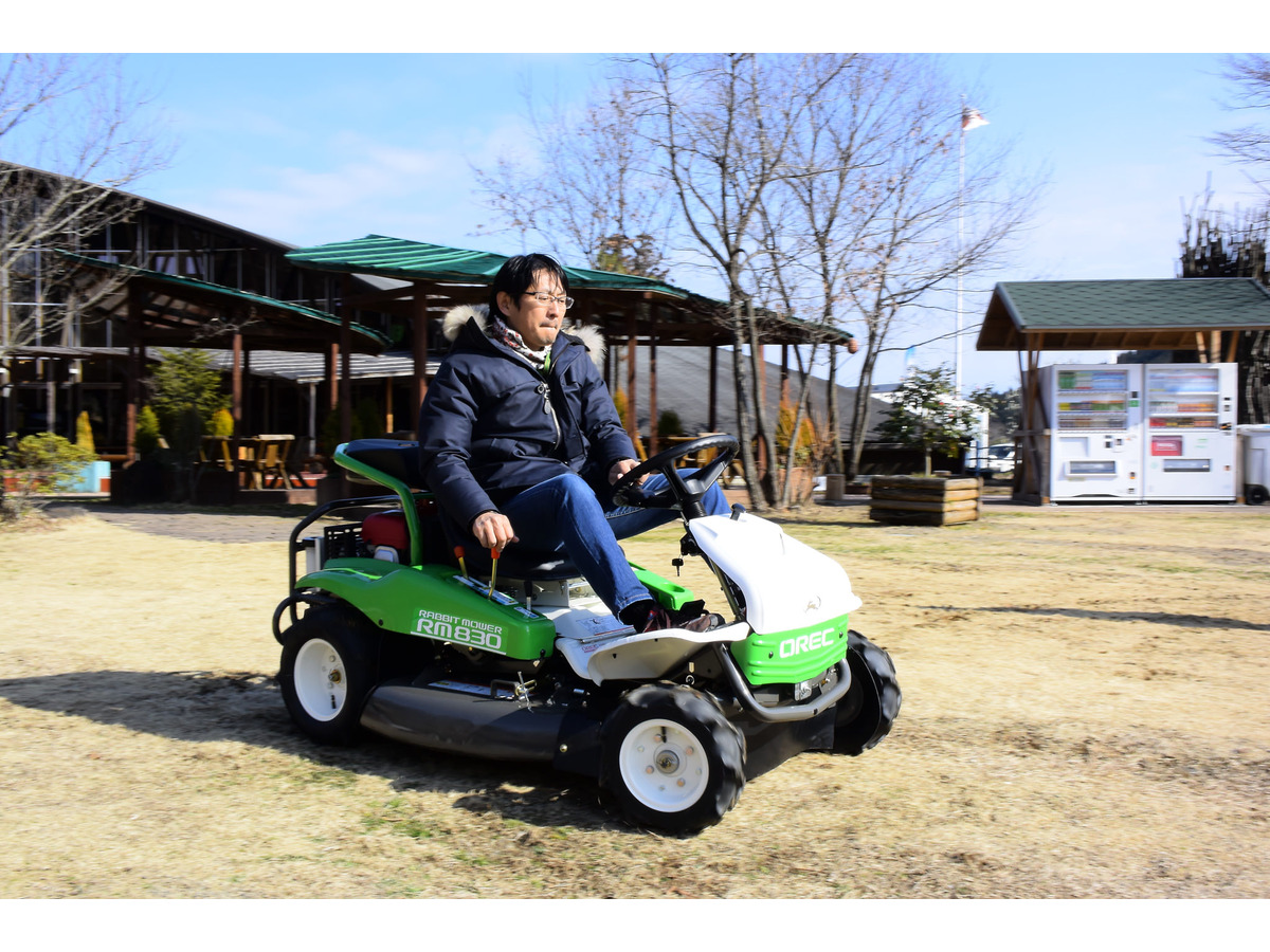 ホンダの汎用エンジン まるでゴーカート気分 草刈機 ラビットモア Rm0 を体験 レスポンス Response Jp ホンダの汎用エンジン まるでゴーカート気分 草刈機 ラビットモア Rm0 を体験 レスポンス Response Jp