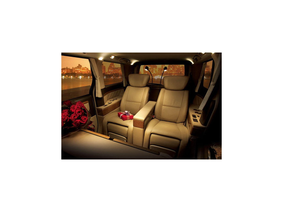 トヨタ アルファードに ロイヤルラウンジ モデリスタ レスポンス Response Jp