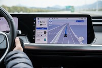 小鵬汽車、フラッグシップセダン『P7』に高速道路乗り降り可能な運転支援機能追加 - OTAアップグレードで