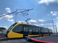 芳賀・宇都宮LRT車両「ライトライン」
