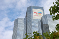 トタル本社(パリ)