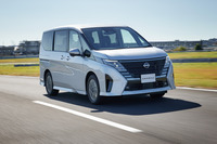 日産セレナ