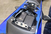 電源アダプターとドラレコ本体
