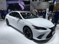 レクサス ES300h(広州モーターショー2022)