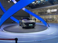 広州モーターショー2022で展示された東風日産ヴェヌーシア最新モデル『大V』の新エネルギー車(NEV)版