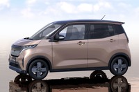 日産サクラ
