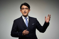 ヨタ自動車の佐藤恒治社長