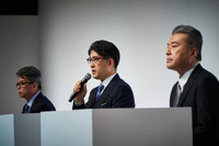 会見の様子