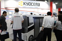 「非接触ドライバー兆候モニタリング」のデモ機は多くの注目を集めていた