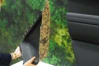 自然繊維とPP繊維からなるサステイナブルで軽量なマット材を使用する