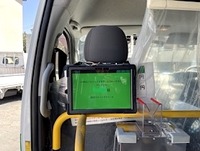 タブレット型端末での顔認証の様子