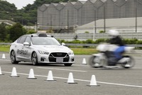 次世代LiDAR技術を活用し、交差点事故を回避する技術を公開