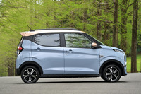 三菱eKクロスEV