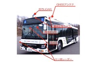 大型自動運転バス