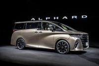 トヨタ・アルファード新型