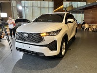 好評の新型キジャン イノーバのハイブリッド車