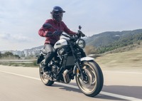 ヤマハ XSR700(参考画像)
