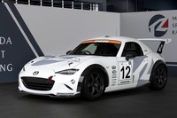 スーパー耐久レースに参戦する、カーボンニュートラル燃料使用のロードスター