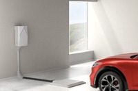 ワイトリシティのワイヤレス充電器のイメージ (c) WiTricity