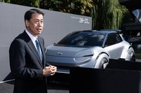 日産が発表したコンパクトEVの20-23コンセプト