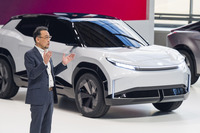 トヨタ・アーバン SUV コンセプト