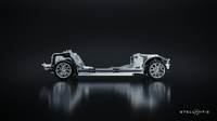 ステランティスの次世代のD/EセグメントEV向け車台「STLAラージ」