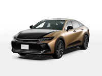 トヨタ クラウン CROSSOVER Z(2.5Lハイブリッド車)