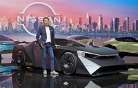 日産自動車 ハイパーフォースと内田誠社長(ジャパンモビリティショー2023)
