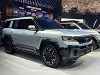 BYD 方程豹『豹8』