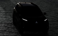 三菱自動車の北米市場向け新型車のティザー写真