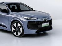 アウディ Q6L e-tron