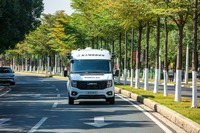 中国の「WeRide」の無人の自動運転商用車「ロボバン」