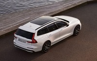 ボルボ V60リチャージ ポールスター エンジニアード(参考)
