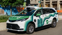 米May Mobilityの自動運転車。トヨタ・シエナがベース