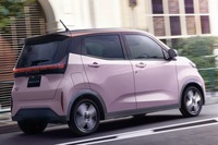 日産サクラ