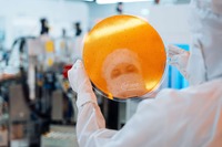 インフィニオンが世界最薄20μmのシリコンパワーウエハー開発