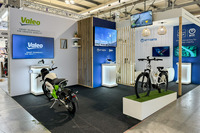 ヴァレオとNTTデータのブース(EICMA2024)
