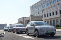 ジーリーのフラッグシップ電気SUV『EX5』