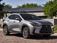 レクサス NX 新型のハイブリッド(北米仕様)