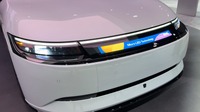 ソニー・ホンダモビリティ『AFEELA』に搭載されるAUOのマイクロLEDメディアバーソリューション(CES2025)