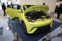 BYD シーガル 実車展示（オートモーティブワールド2025）